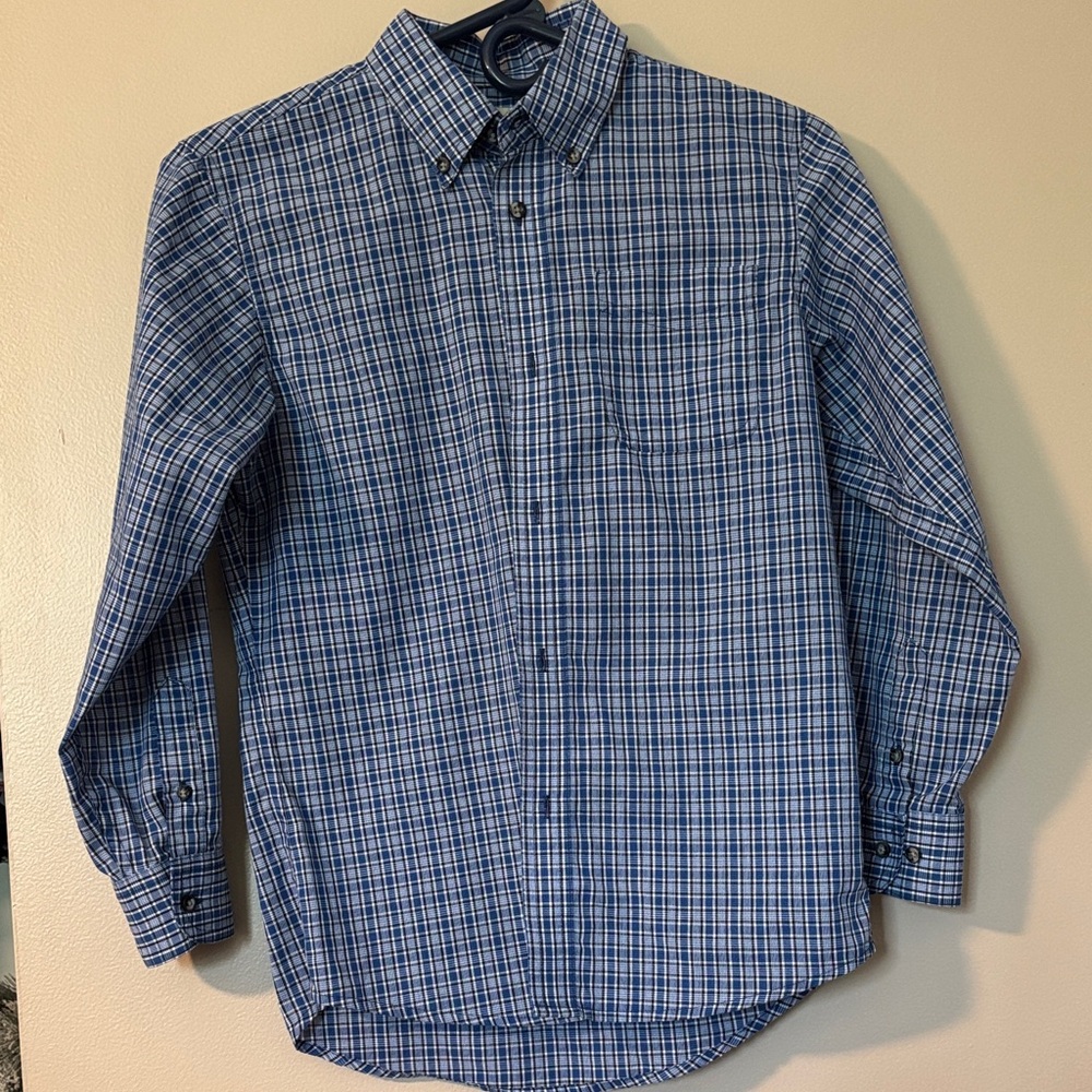 Wrangler Blue and White Plaid Button-Down Shirt